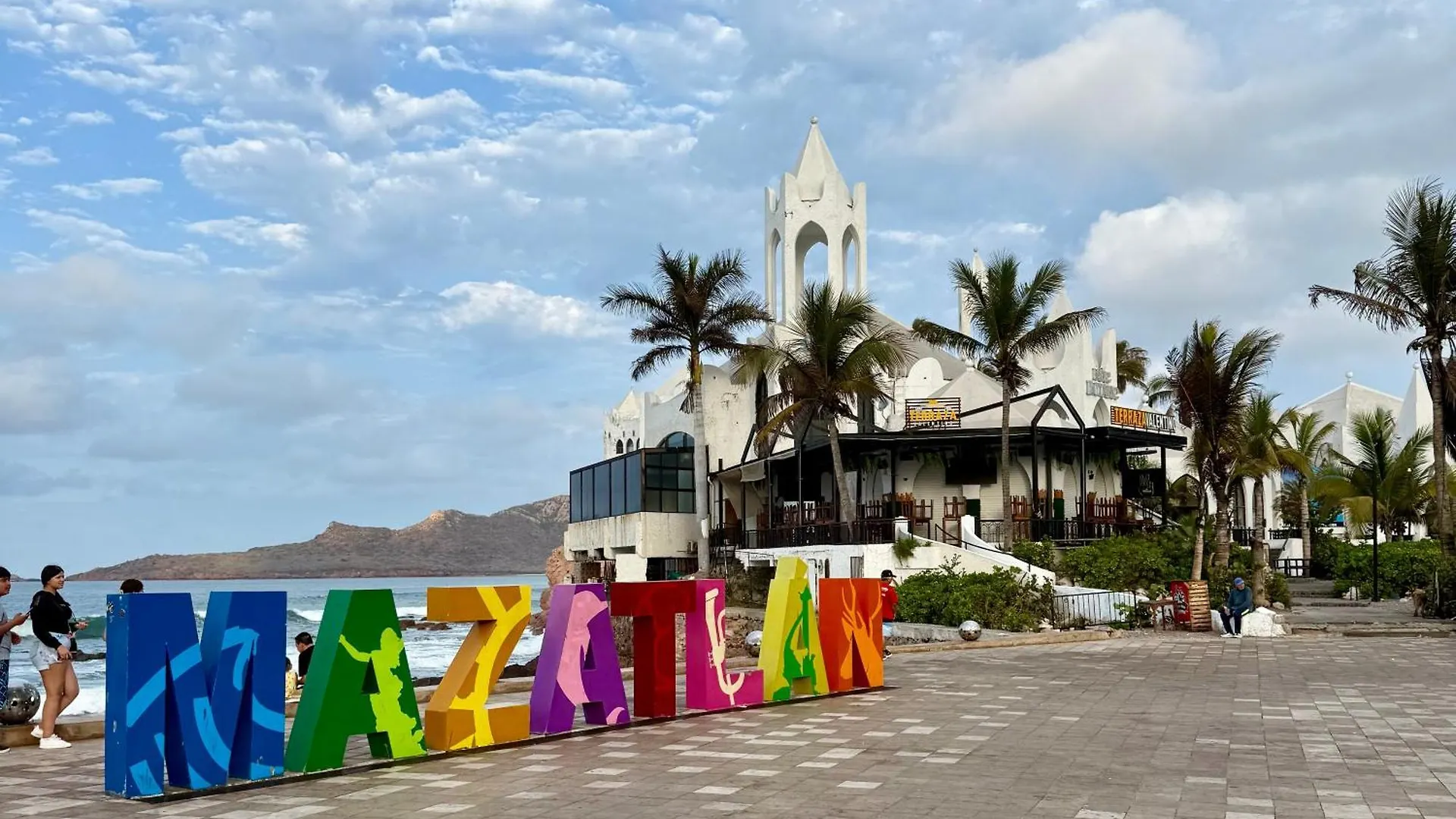 Altomare Panoramic-- Frente Al Mar Y Parque Central --Excelente Vista Mazatlan Apartment